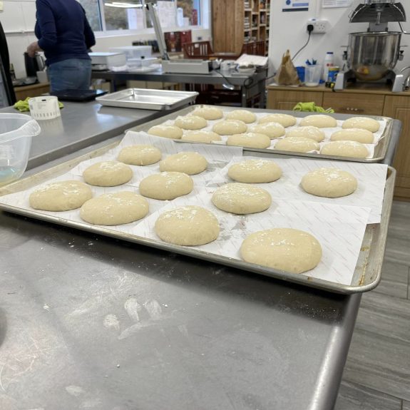 Bread ready to bake 512x512